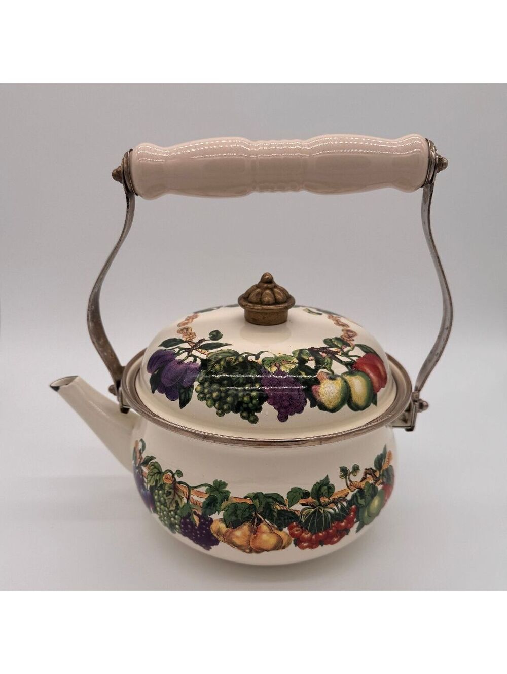 Tabletops Unlimited Kensington Garden Metal Vitroceramic Kettle & Lid